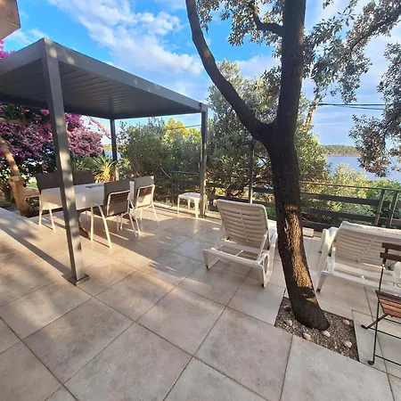 Ena By The Sea Apartment *