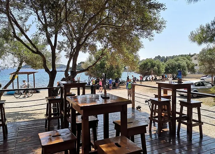 Ena By The Sea بريسبا