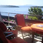 Ena By The Sea Apartman Prizba