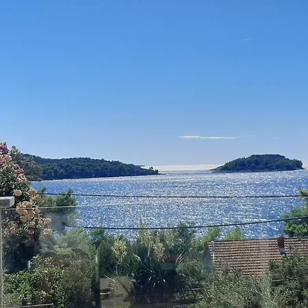 Lägenhet Ena By The Sea