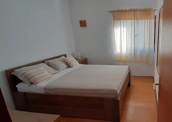 Ena By The Sea Apartman *