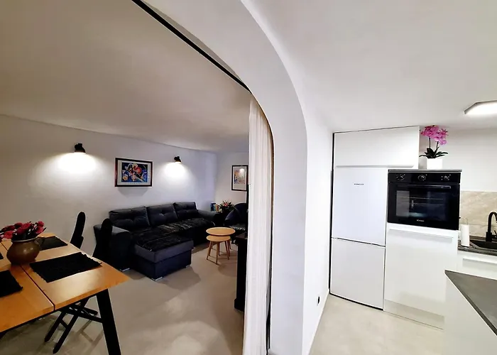 Ena By The Sea Prižba